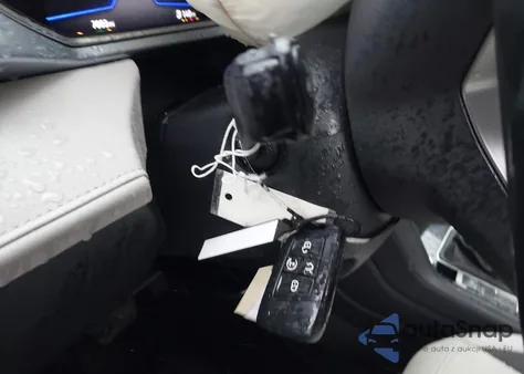 2025 Volkswagen Taos 1.5T Se from USA, damaged, VIN 3VVVC7B23SM033497